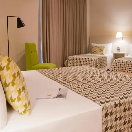 Alegria Plaza Paris 4*sup Lloret de Mar