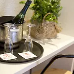 Hotel Alegria Plaza Paris & 4 Sup 4*