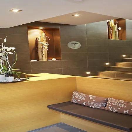 Alegria Plaza Paris & 4 Sup Hotel 4*