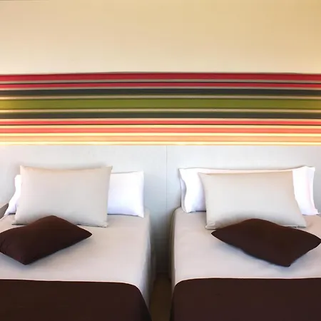 Alegria Plaza Paris & 4 Sup 4* Lloret de Mar